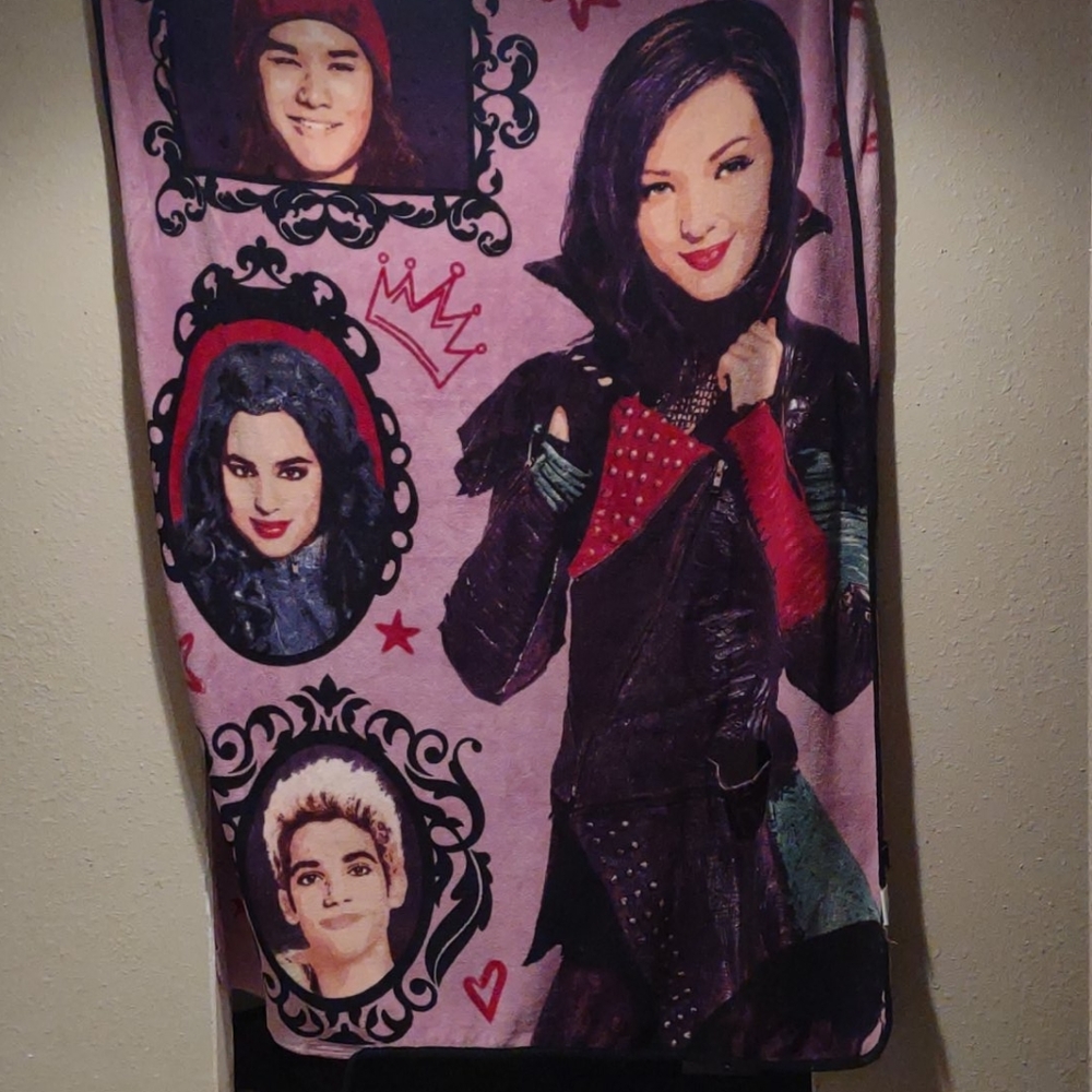 Kids descendants blanket